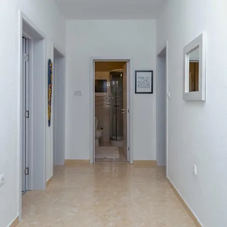 Apartman Mona