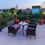 Mona Apartamento