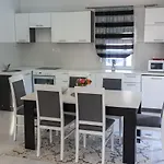 Mona Apartamento Podgorica