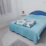Mona * Podgorica