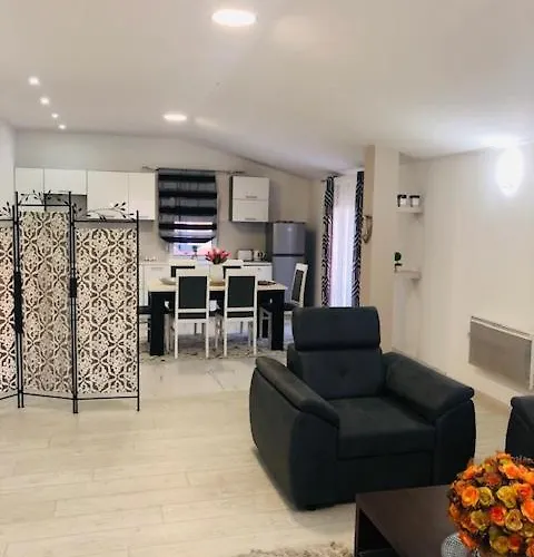 Daire Mona Podgoriçe